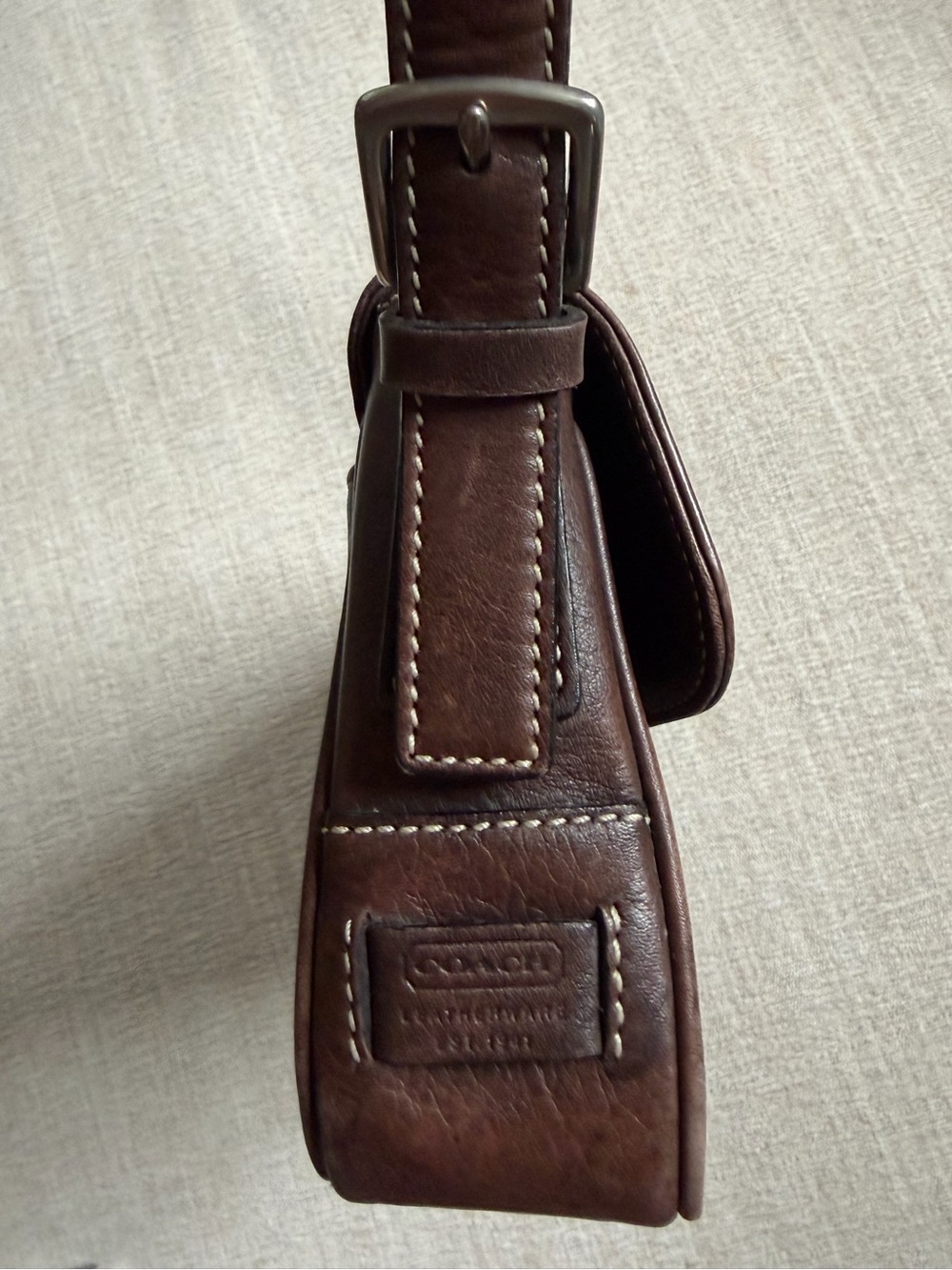Vintage Y2K COACH Hamptons East West Dark Brown Baguette Bag. - Picture 3 of 12